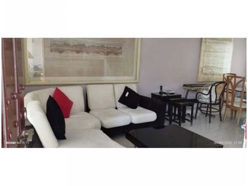 Casa de 2 pisos de oportunidad en conjunto cerrado, Rodadero reservado