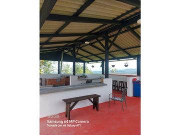 SE VENDE CASA CAMPESTRE  EN FILANDIA QUINDIO