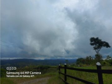 SE VENDE CASA CAMPESTRE  EN FILANDIA QUINDIO
