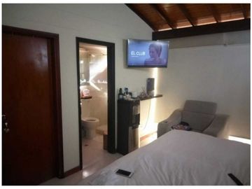 Hermosa casa de 2 pisos 180m2 en conjunto cerrado, Bavaria reservado.