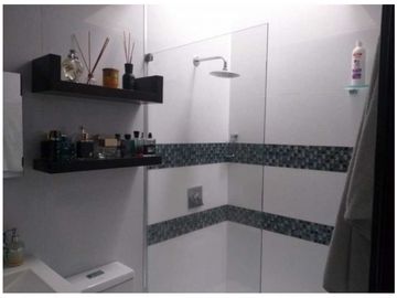 Hermosa casa de 2 pisos 180m2 en conjunto cerrado, Bavaria reservado.