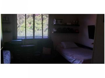 Hermosa casa de 2 pisos 180m2 en conjunto cerrado, Bavaria reservado.