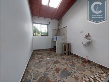 Venta Casa San Pedro de los Milagros - Barrio Los Encenillos