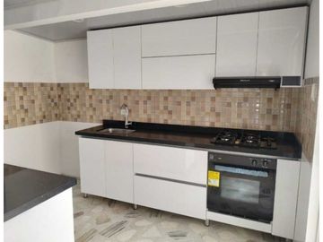 Vendo casa en el sur de cali barrio el limonar