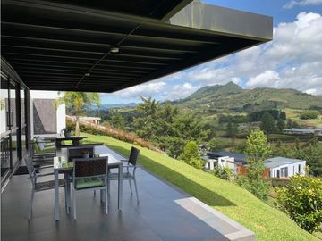 Venta de Casa Campestre En Unidad Cerrada via San Antonio la Ceja