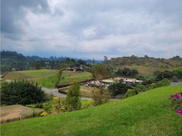 Venta de Casa Campestre En Unidad Cerrada via San Antonio la Ceja