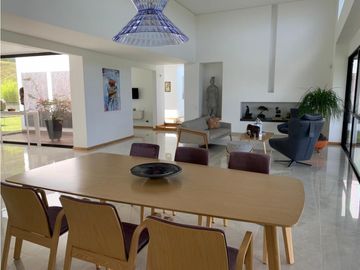 Venta de Casa Campestre En Unidad Cerrada via San Antonio la Ceja