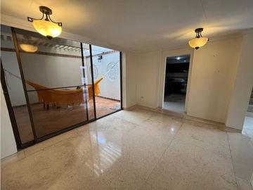 Casa en venta, sector Altos de Riomar.