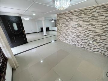 Vendo casa barrio Ciudad Jardín en Barranquilla