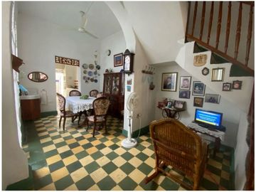 Venta de casa en el Centro Histórico -JR