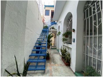 Venta de casa en el Centro Histórico -JR