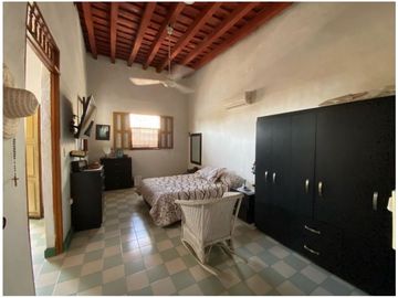 Venta de casa en el Centro Histórico -JR