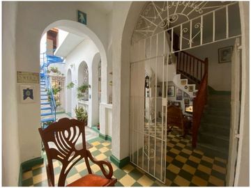 Venta de casa en el Centro Histórico -JR