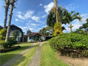 Se Vende Chalet- Via al Valle