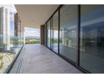Vendo lujoso apartamento en Santa Maria