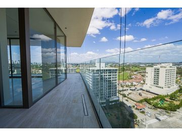 Vendo lujoso apartamento en Santa Maria