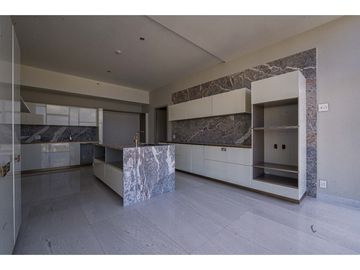 Vendo lujoso apartamento en Santa Maria