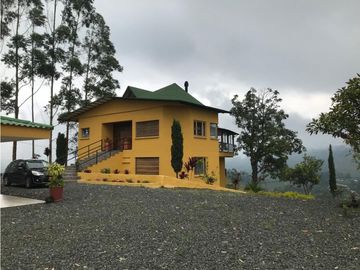 SE VENDE CASA CAMPESTRE VIA ARMENIA
