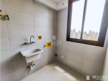 VENDO APARTAMENTO EN EL CANGREJO, PH CARRERAS TOWER (P)