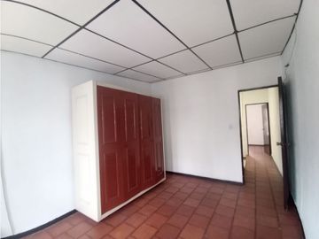 SE VENDE CASA EN BRISAS DE LOS ALAMOS