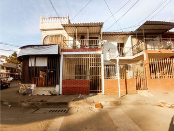 SE VENDE CASA EN BRISAS DE LOS ALAMOS