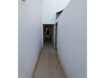 Departamento tipo P.H. 3 ambientes al frente con balcón.