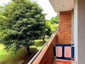 LINDO APARTAMENTO EN COLINA CAMPESTRE