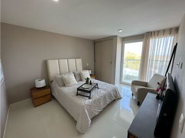 Apartamento de playa en venta, sector Playa Mendoza.