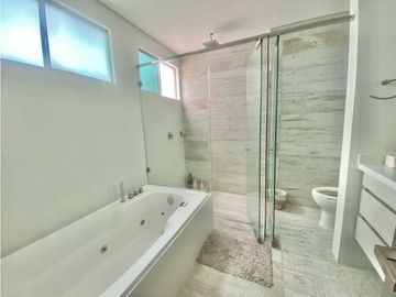 EN VENTA EN CARTAGENA HERMOSO PENTHOUSE  CON ESPECTACULAR VISTA