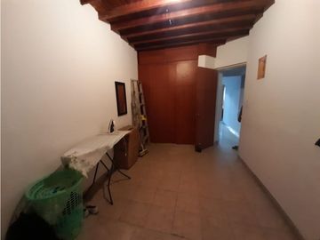 Casa de dos pisos en venta - Barrio Altamira Palmira Valle Colombia