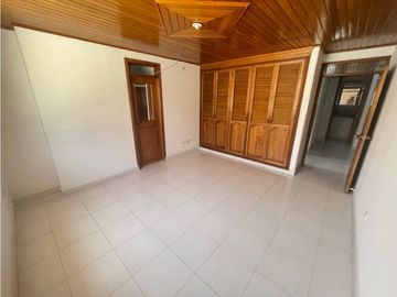 Vendo casa barrio Ciudad Jardín en Barranquilla