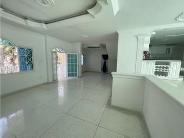 Vendo casa barrio Ciudad Jardín en Barranquilla