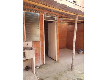 Vendo casa en el sur de cali barrio ciudad del sur via puerto tejada