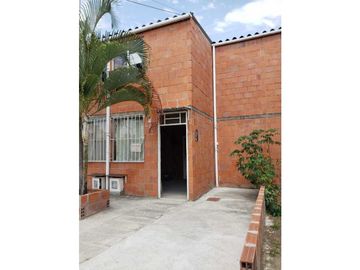 Vendo casa en el sur de cali barrio ciudad del sur via puerto tejada
