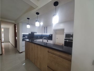 venta de casa en el B/ el caney