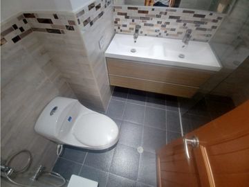 venta de casa en el B/ el caney