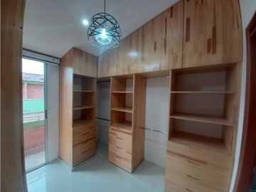 venta de casa en el B/ el caney