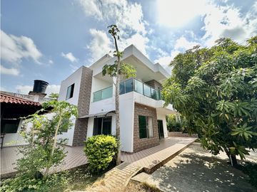 Turbaco - Venta de Casa Campestre.