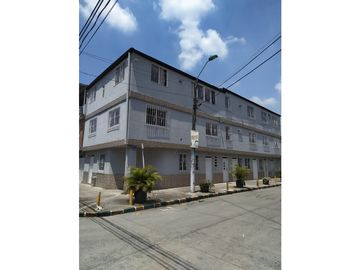VENDO CASA AL SUR ORIENTE DE CALI RENTANDO