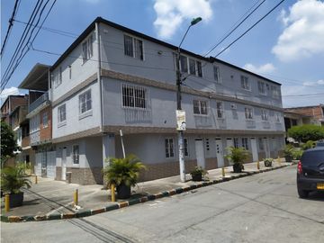 VENDO CASA AL SUR ORIENTE DE CALI RENTANDO