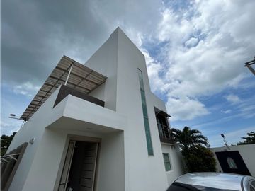 Cabaña en venta, sector Salgar -Pto Colombia