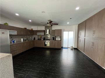 Cabaña en venta, sector Salgar -Pto Colombia