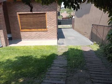 Chalet en venta en Merlo Sur