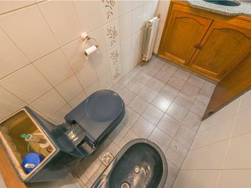 VENTA CASA 5 AMB AVELLANEDA WILDE ACEPTA PERMUTA