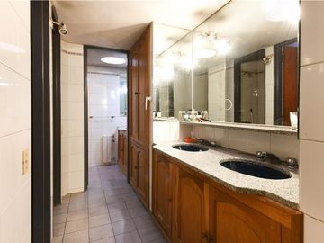 VENTA CASA 5 AMB AVELLANEDA WILDE ACEPTA PERMUTA