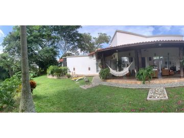 Casa Campestre para Venta en Armenia