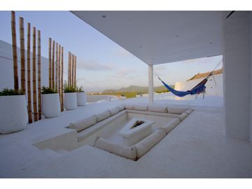 SE VENDE CASA DE PLAYA DE LUJO ENTRE BARRANQUILLA Y CARTAGENA
