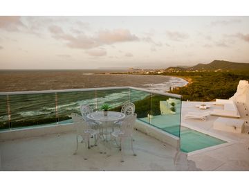 SE VENDE CASA DE PLAYA DE LUJO ENTRE BARRANQUILLA Y CARTAGENA