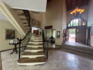 Bellisima Casa en Venta de 4 Habitaciones. Altos de Riomar