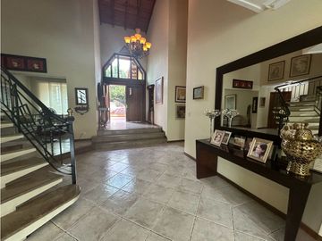 Bellisima Casa en Venta de 4 Habitaciones. Altos de Riomar